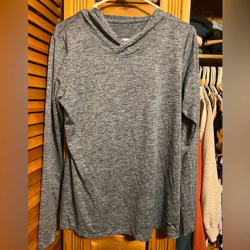 Nike long sleeve - Dri fit - M